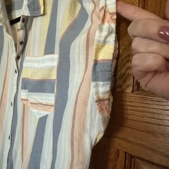 A.n.a. Striped Button-Up Shirt with Knot Detail - Picture 4 of 6